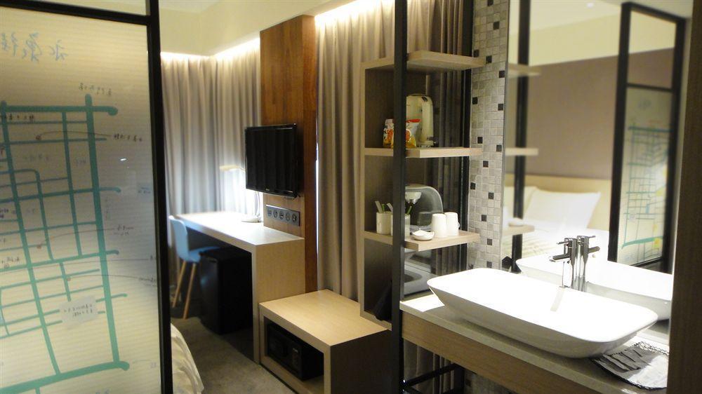Chaiin Hotel - Dongmen Taipei Bagian luar foto